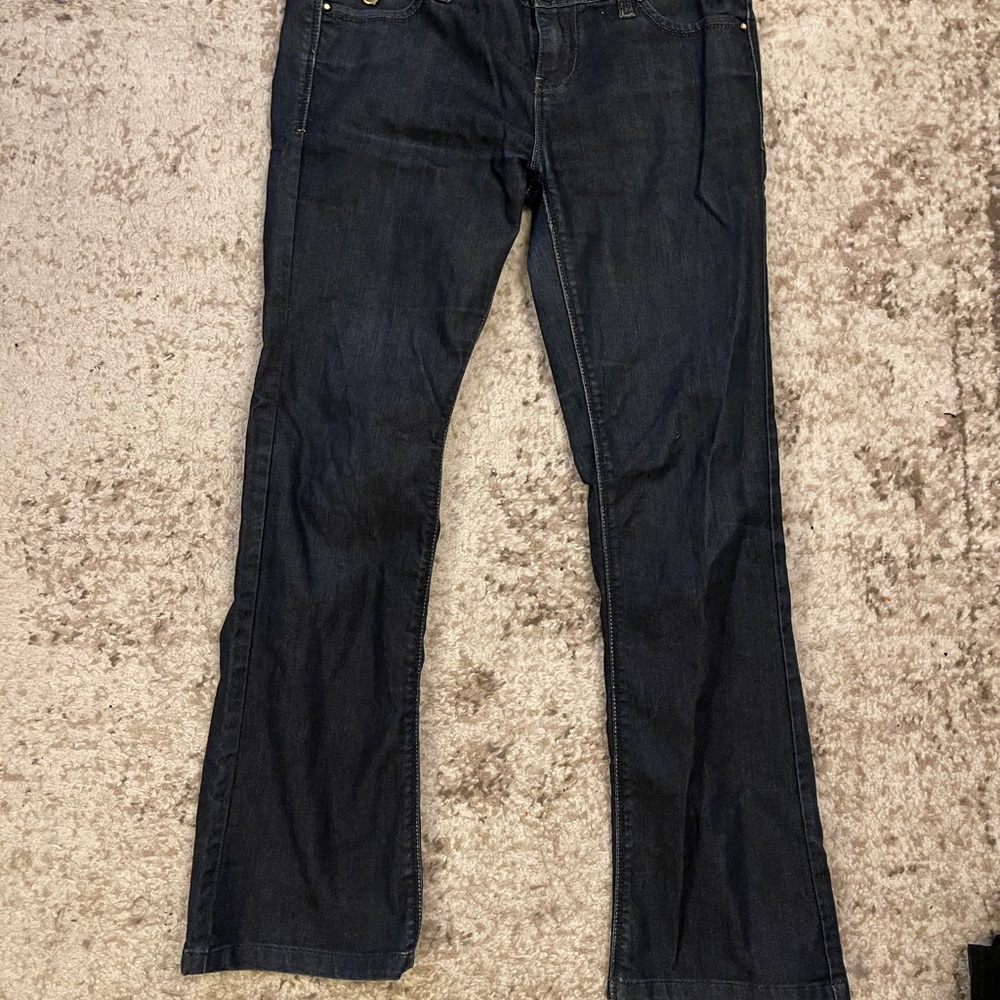 Low-rise, wide-leg, dark blue jeans